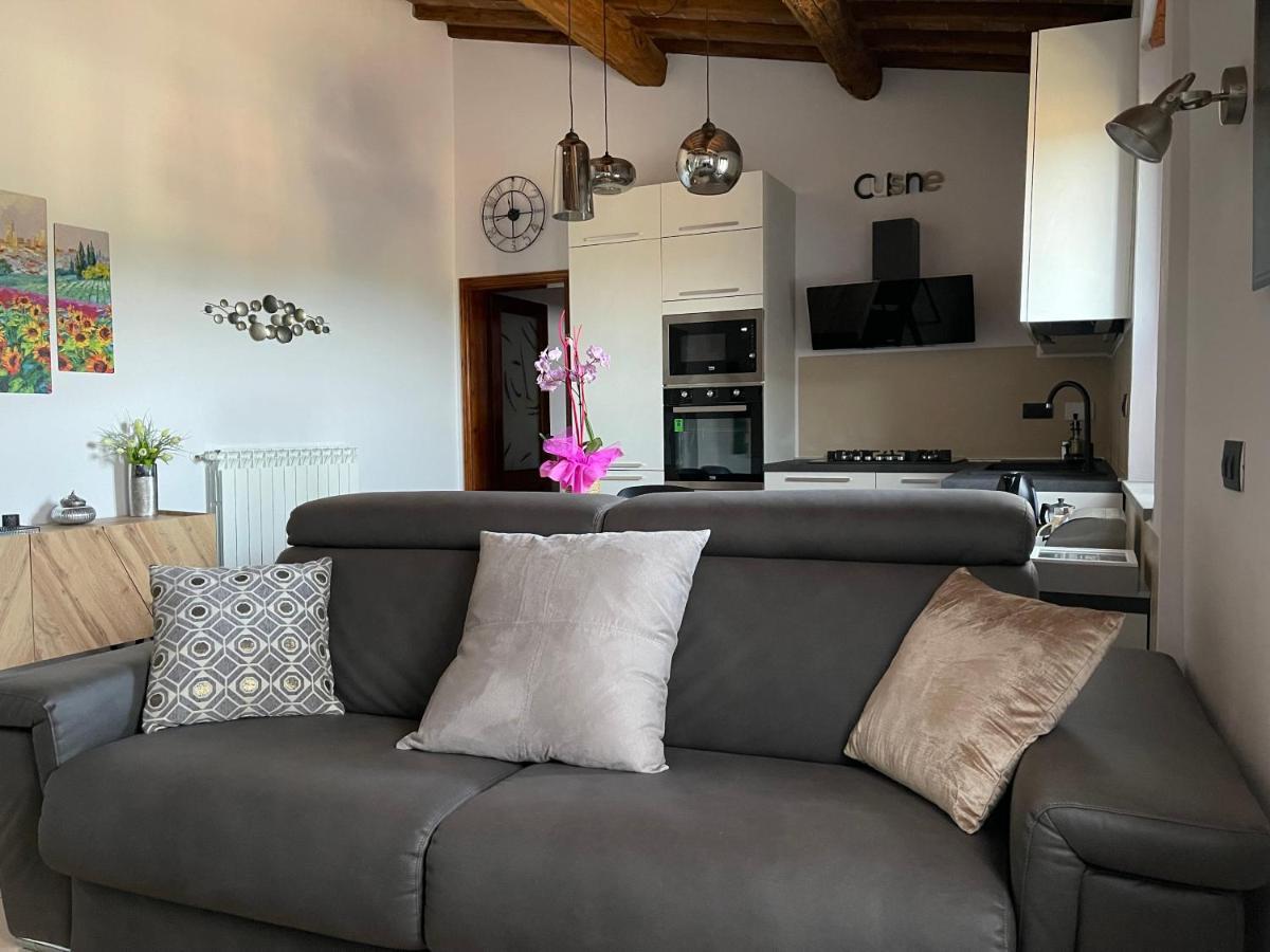 Willa La Casa In Castello Ambra Zewnętrze zdjęcie