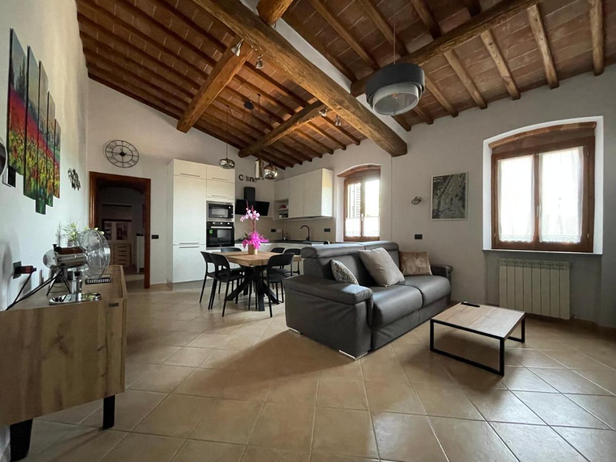 Willa La Casa In Castello Ambra Zewnętrze zdjęcie