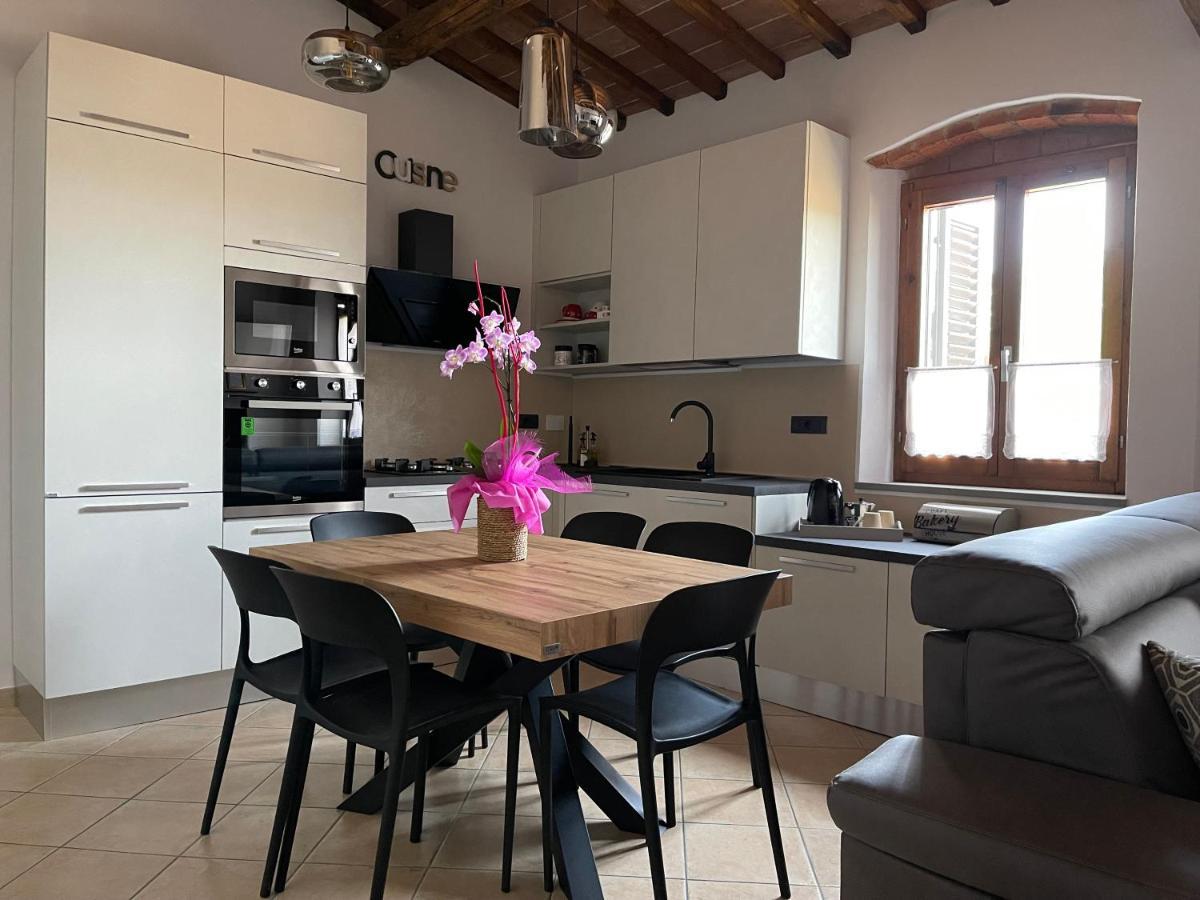 Willa La Casa In Castello Ambra Zewnętrze zdjęcie